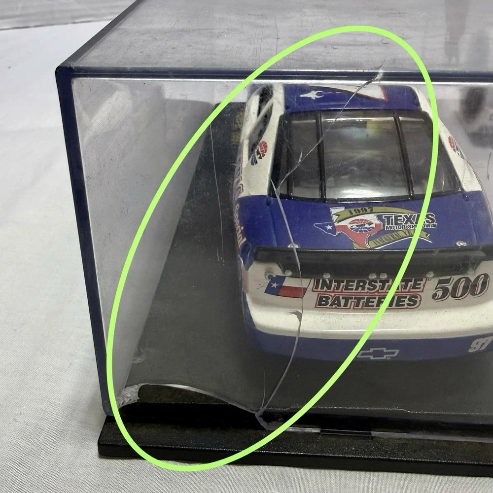 Revell 1997 Nascar‎ Texas Motor Speedway Car Interstate Batteries 1:24